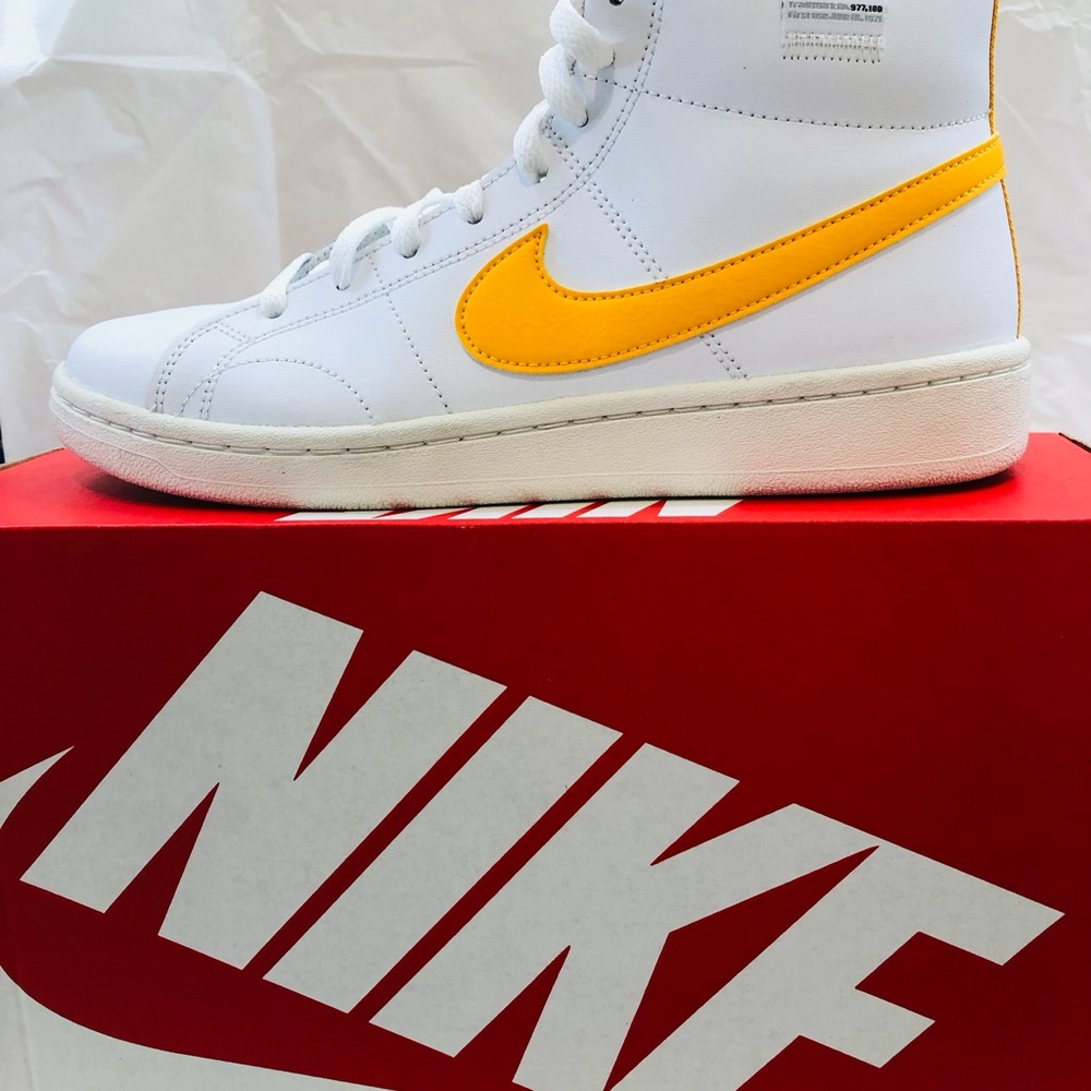Nike Court Royale 2 Mid High-Tops